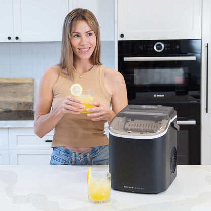 Compact Ice Maker with Fast Freeze Function