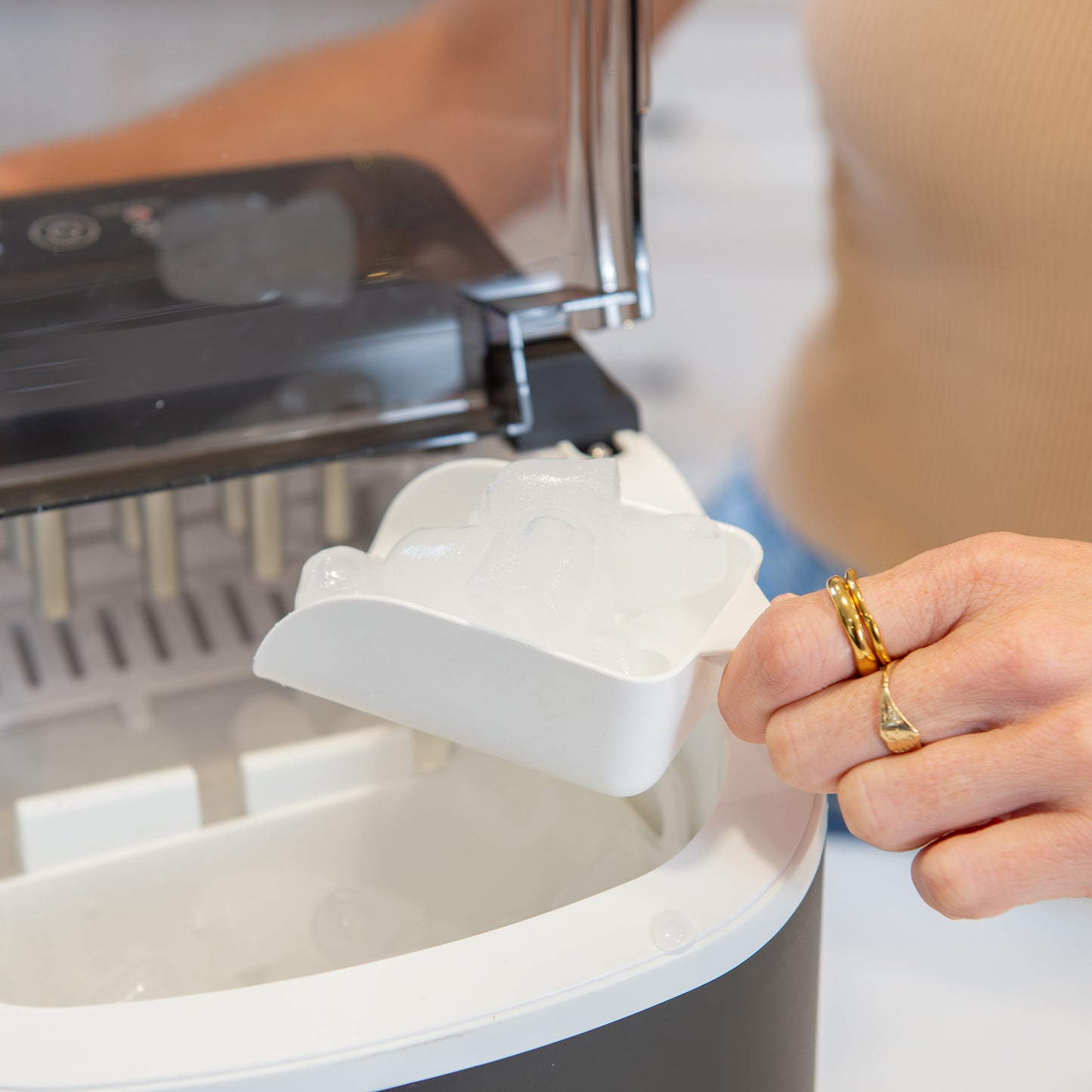 Kitchen Couture Compact Benchtop Ice Maker